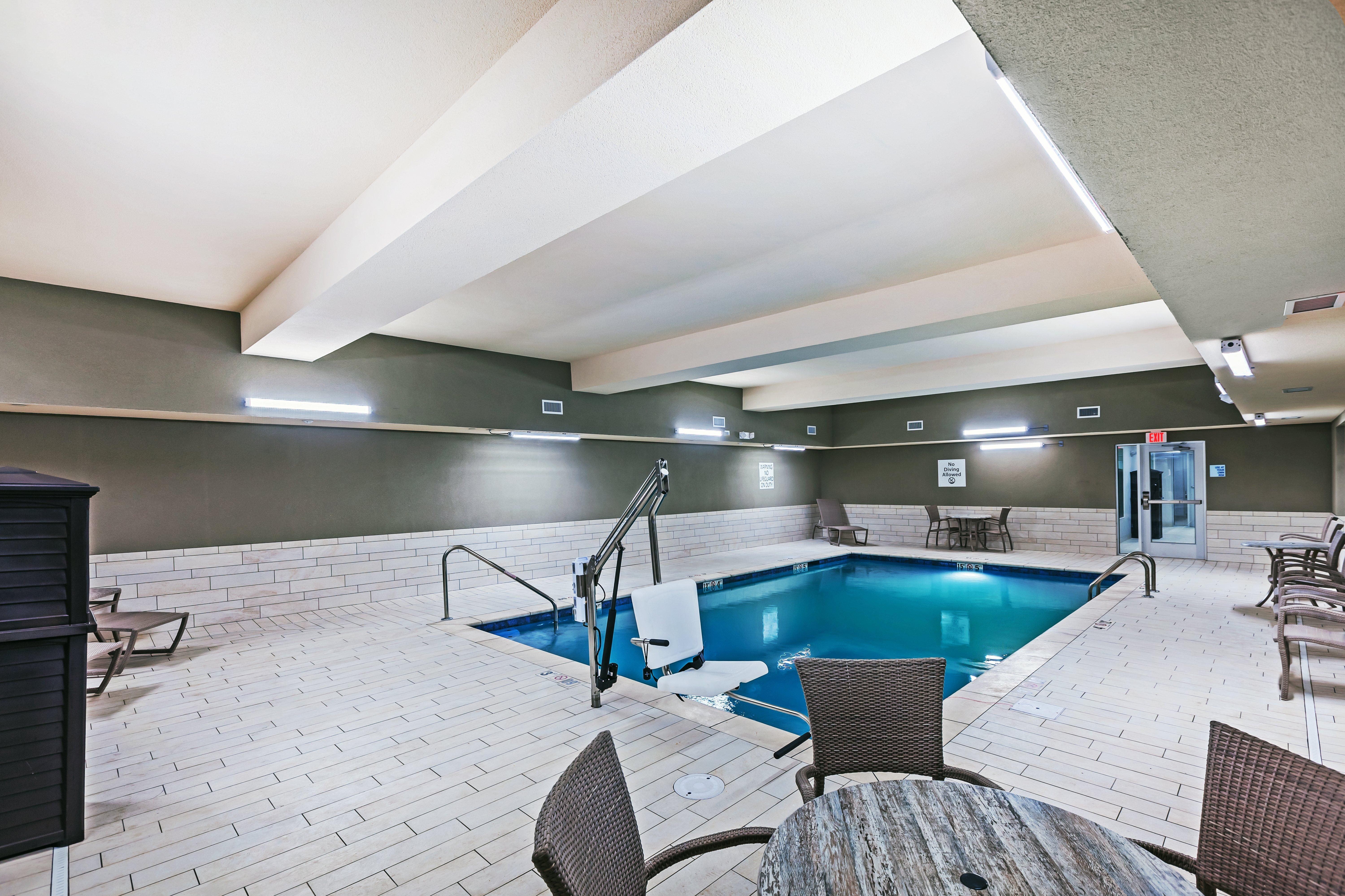 Holiday Inn Express & Suites - Coffeyville By Ihg Extérieur photo