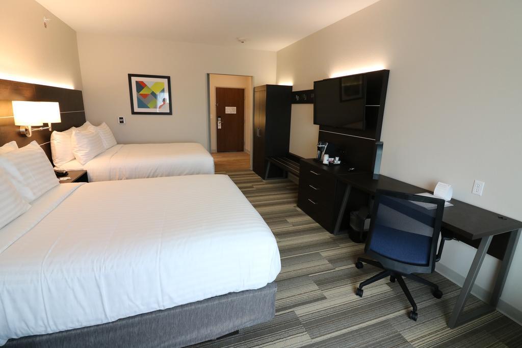 Holiday Inn Express & Suites - Coffeyville By Ihg Extérieur photo