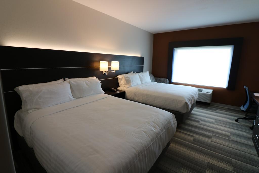 Holiday Inn Express & Suites - Coffeyville By Ihg Extérieur photo